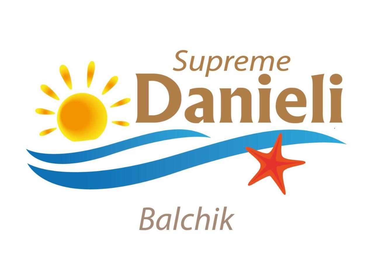 Supreme Danieli - Holiday Apartment By The Sea Baltsjik Eksteriør bilde